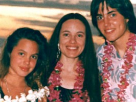 James Haven with Marcheline Bertrand(mother), Angelina Jolie(sister)
