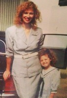 Young Nancy Wiesenfeld with daughter Sara