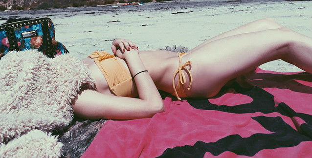 Alexandra Krosney in hot bikini.