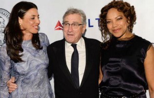 Diahnne Abbott's daughter Drena & Ex-husband Robert De Niro with Grace Hightower