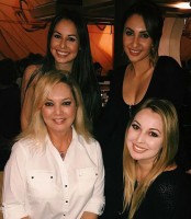 Francia Raisa Family: Mother Virginia Almendarez, sister Italia Almendarez, Irlanda Almendarez