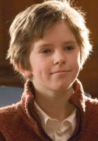 Freddie Highmore childhood