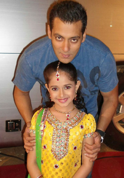 Jannat Zubair Rahmani with her favorite actor Salman Khan