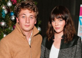 Jeremy Allen White with Emma Greenwell
