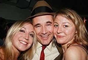 Juliet Rylance with sister Natasha van Kampen and Mark Rylance