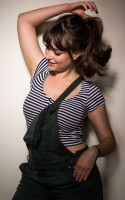 Milana Vayntrub