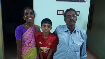 Praggnanandhaa R with parents, father Ramesh Babu, Mother NagaLakshmi