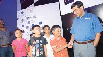 Praggnanandhaa with his role model grandmaster Vishwanathan anand