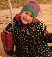 Rachel Brosnahan childhood