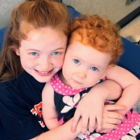 Sadie Sink with her sister Jacey