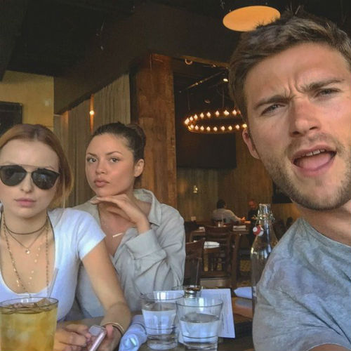 Scott Eastwood with sisters- Francesca Eastwood(Left), Morgan Eastwood(Behind/middle)