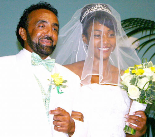 Tiffany Haddish with her father at her wedding