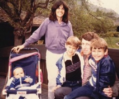 Tom Franco family in childhood