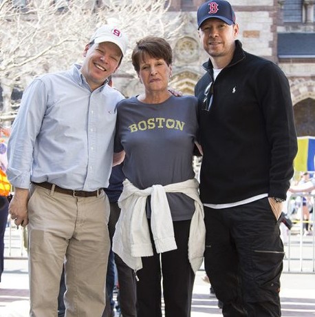 Wahlbergs- Paul, Alma and Donnie